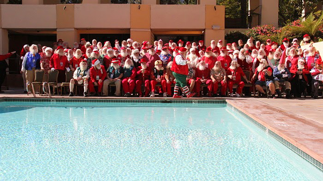 santas-1