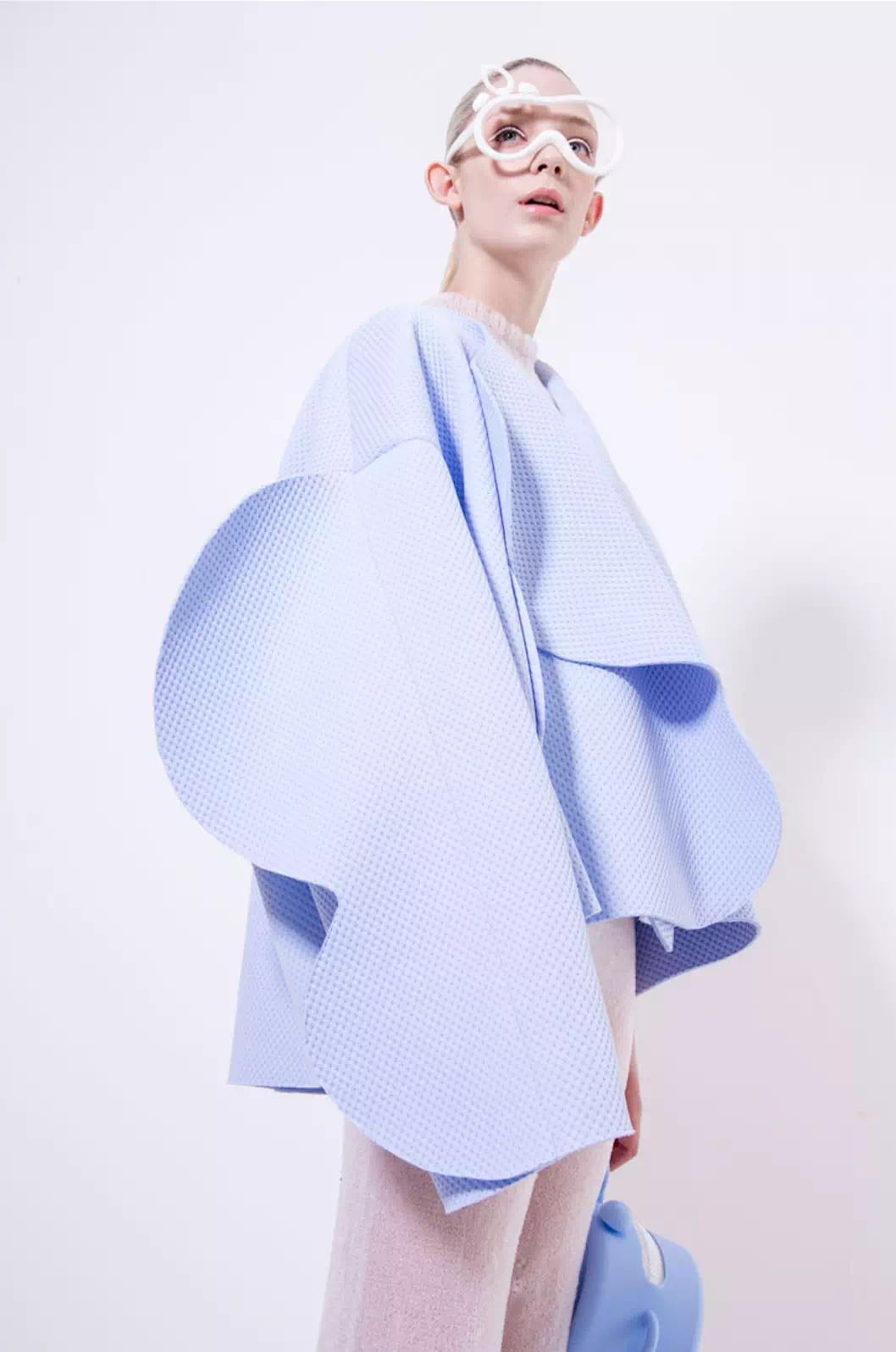 XIAO LI1