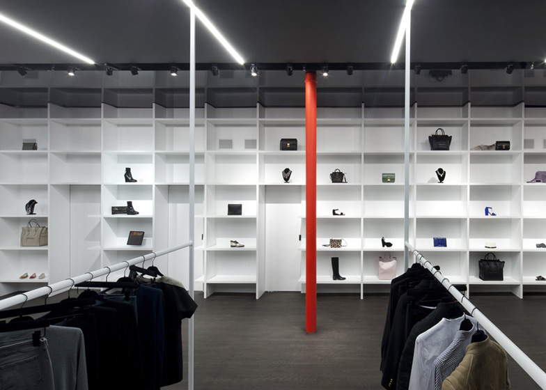 dezeen_Cahier-dExercices-boutique-by-Saucier-+-Perrotte-architectes_ss_4