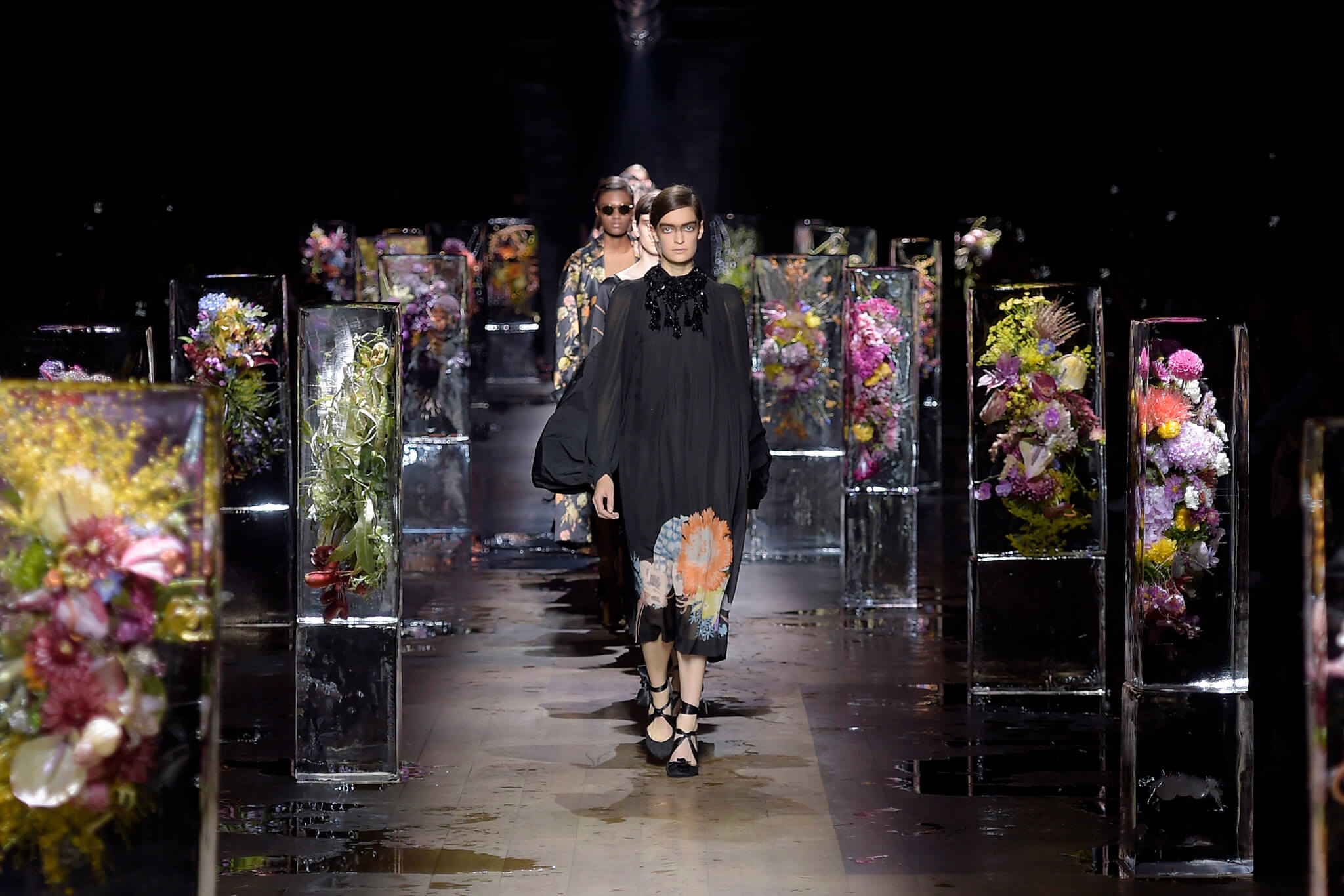 Dries Van Noten RTW Spring 2017