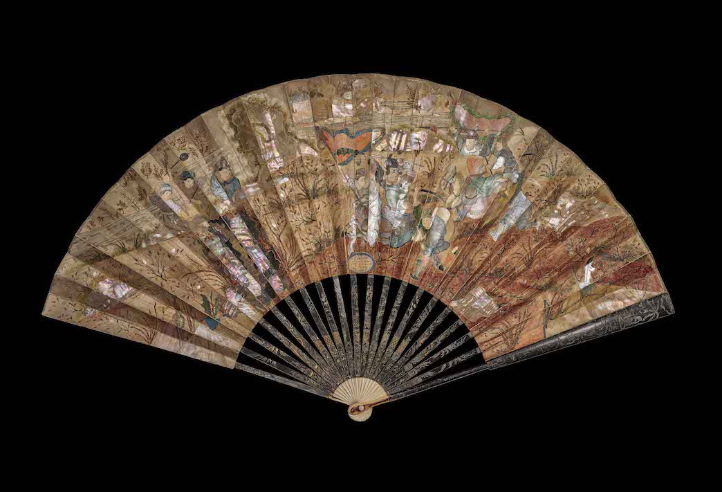 2、布洛克威尔侯爵夫人中国灵感折扇Fan with Chinese Inspired Decor Belonging to the Marquise de Blocqueville