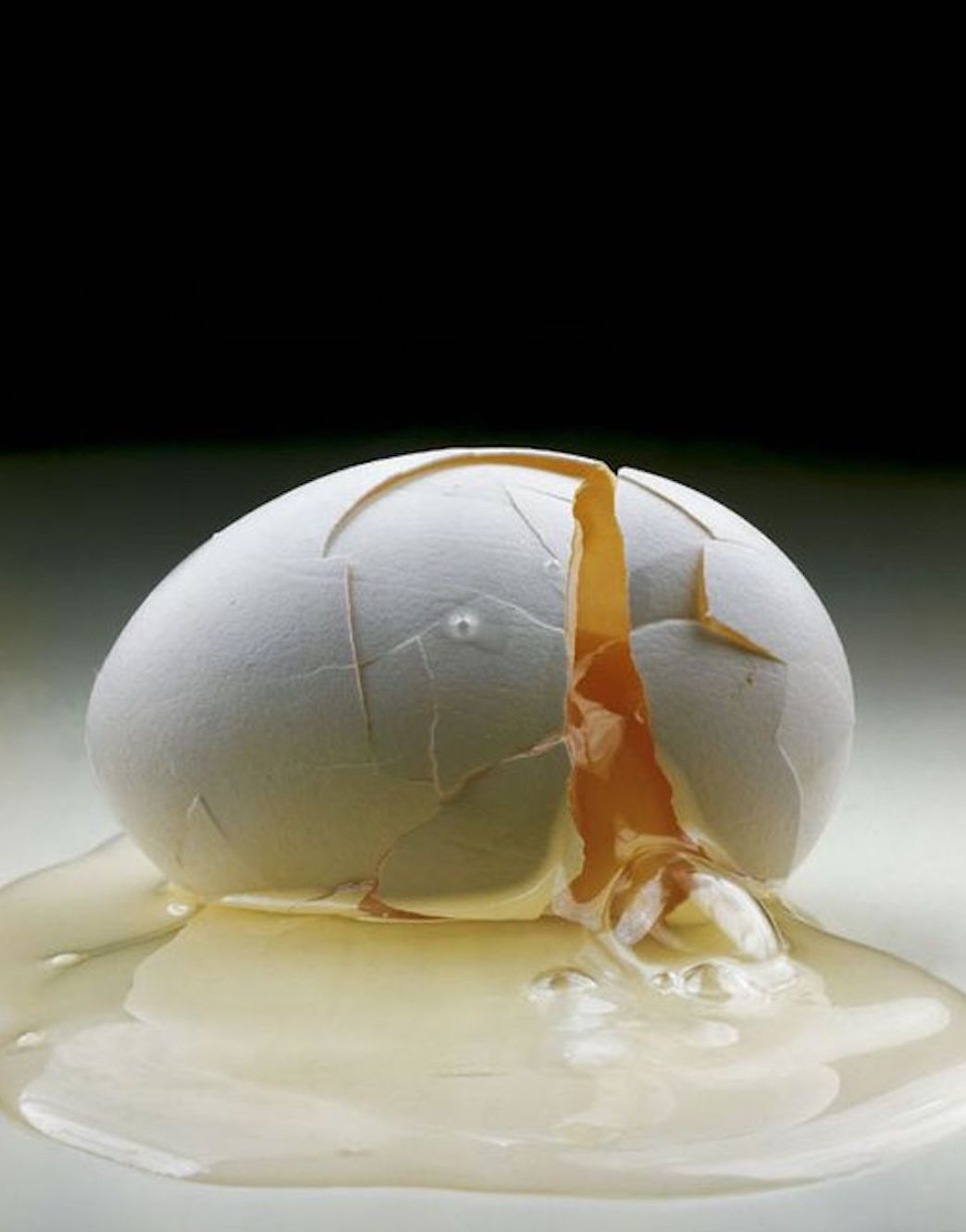 BROKENEGG