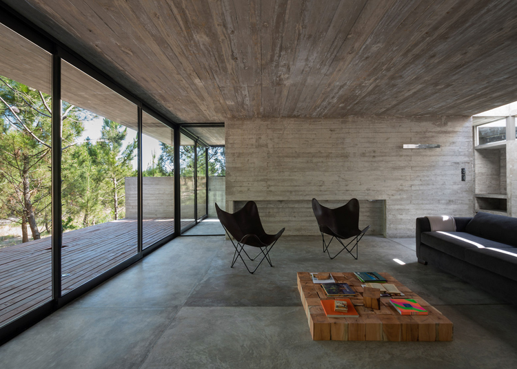 concrete-casa-l4-by-luciano-kruk-©Daniela-Mac-Adden-4