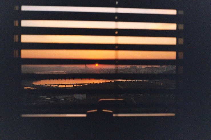 09
