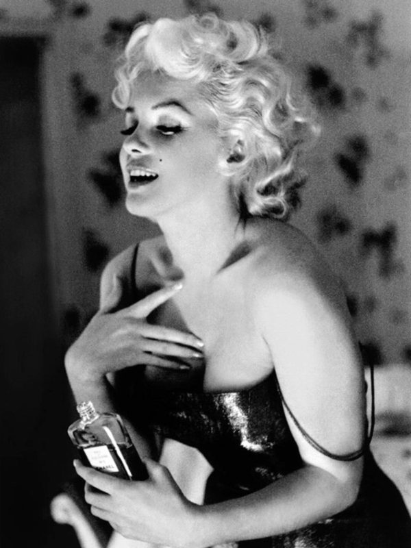 766 marilyn-monroe-chanel-no-5