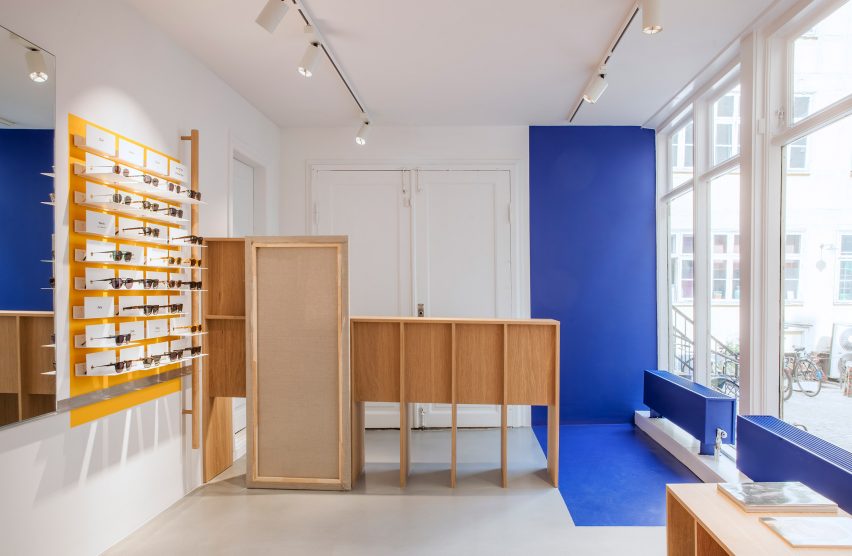 ace-and-tate-copenhagen-spacon-and-x-studio-interiors_dezeen_2364_col_14-852×556