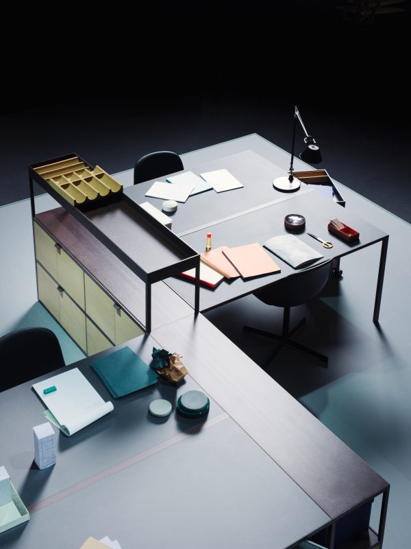 HAY_Orgatec-2014-by-GerhardtKellermann-and-JonathanMauloubier_68-600×800