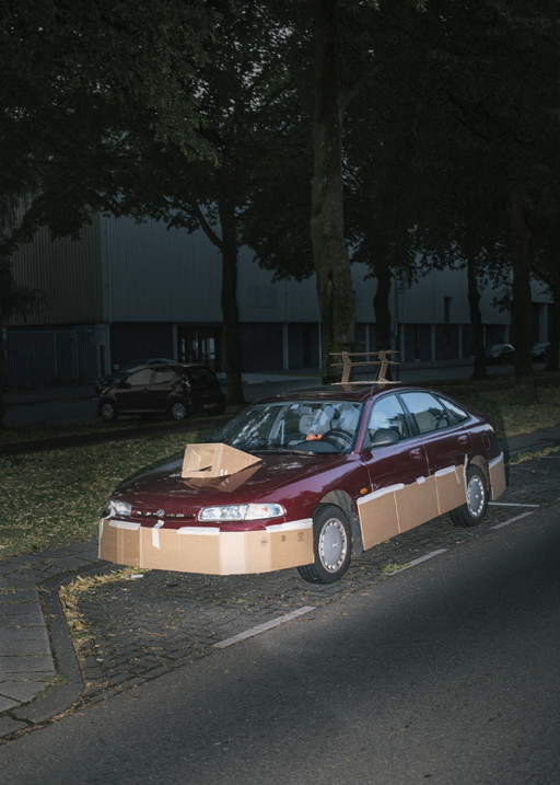 SLAPDASHSUPERCAR_3_Max-Siedentopf-_670-512×717