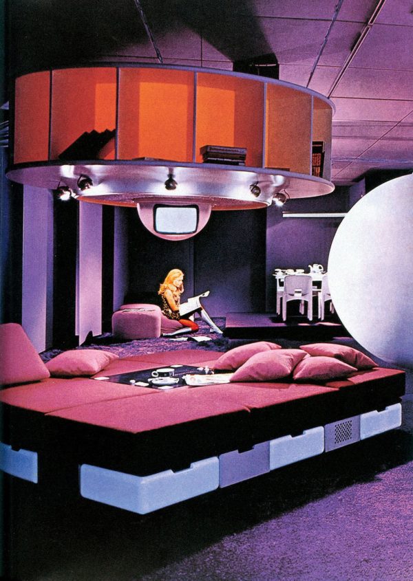 The-Legends-Of-Italian-Design-1317-GQ-FEID08-0120colombo (1)